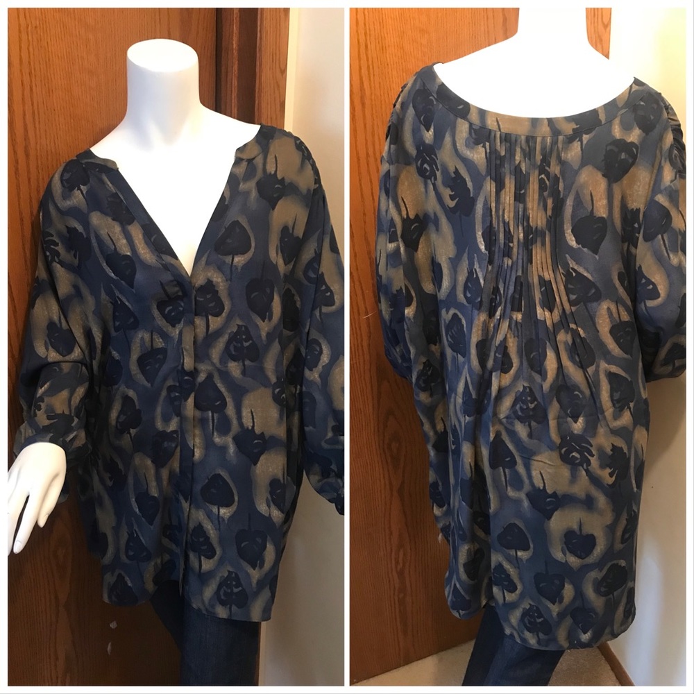 ** SOLD Women’s 2X 3/4 sleeve pin tuck blouse NWOT - Picture 5 of 9
